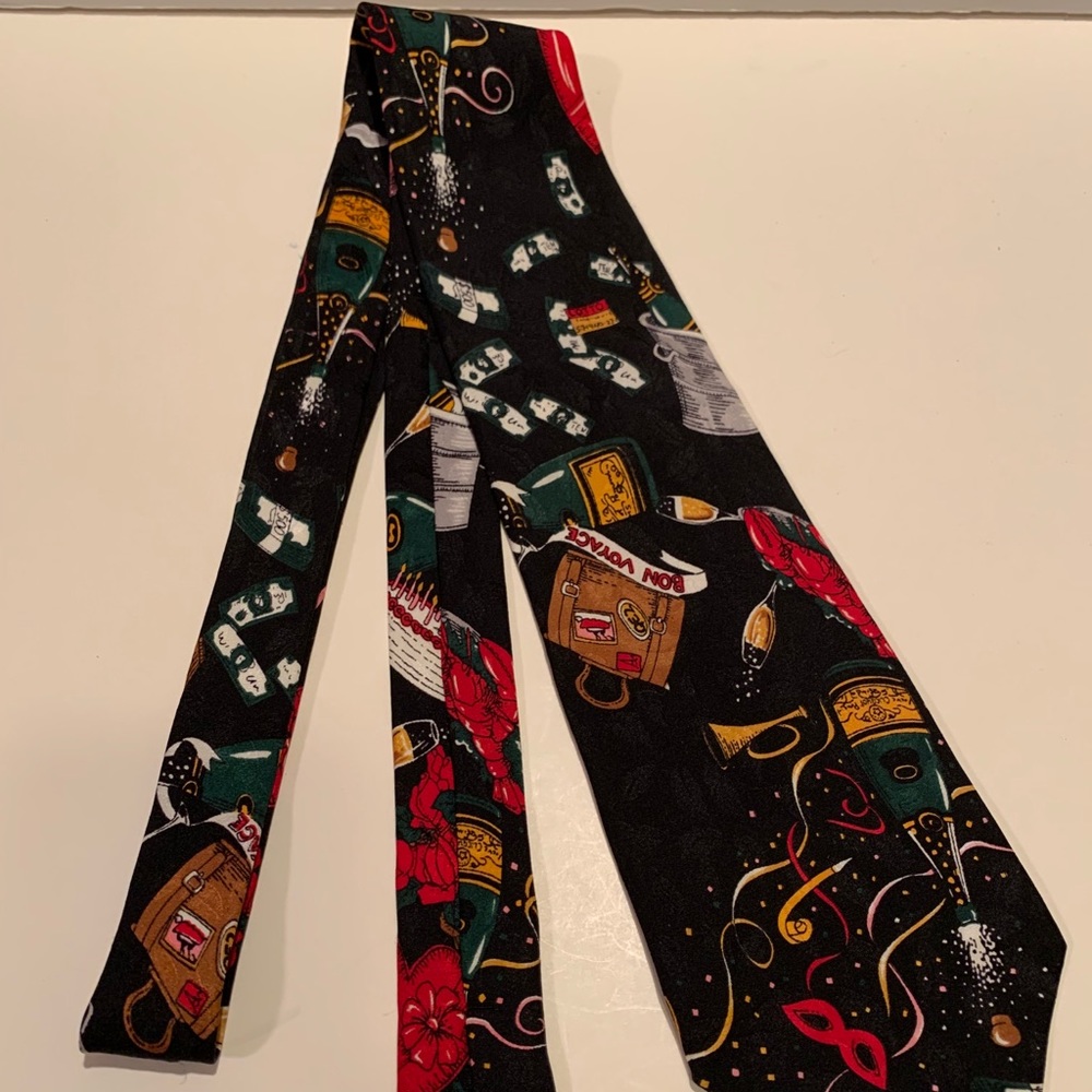 MEN’S 1992 NICOLE MILLER BON VOYAGE SILK NECKTIE.